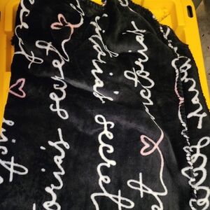 Victoria Secret Cozy Black and White Blanket